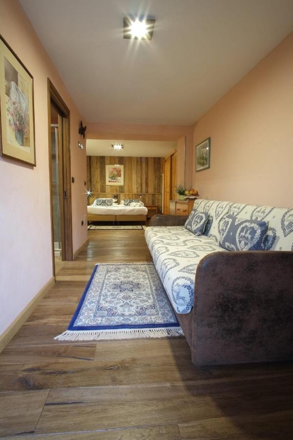 Hotel Granta Parey Rhêmes-Notre-Dame Kültér fotó